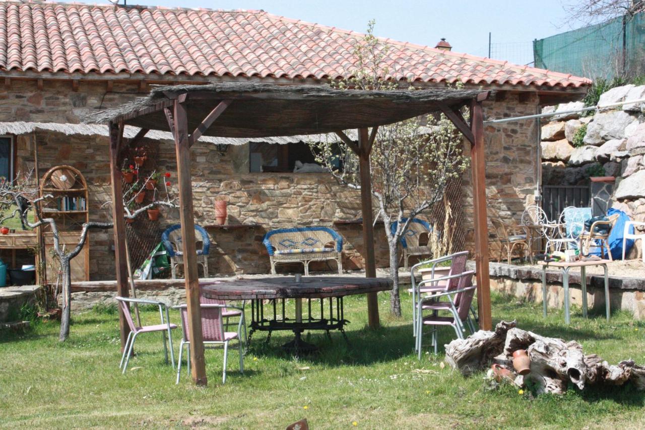 Albergue La Casa Del Camino Valverde de la Virgen ภายนอก รูปภาพ